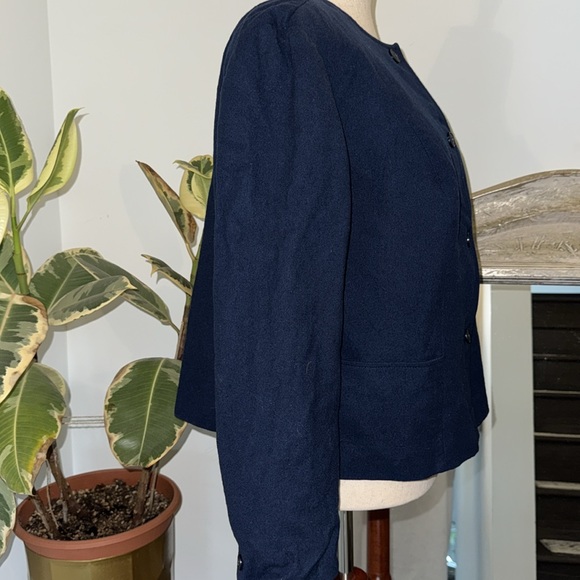 **Pendleton Vintage Navy Virgin Wool Coat** - Picture 4 of 6